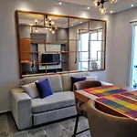 Lägenhet Adriatic Getaway & Penthouse Vlorë