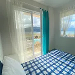 Adriatic Getaway & Penthouse Lägenhet Vlorë