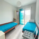 Adriatic Getaway & Penthouse 아파트 Vlorë