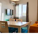 Adriatic Getaway & Penthouse * Vlorë