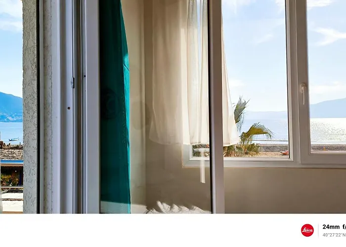 Adriatic Getaway & Penthouse Avlonya