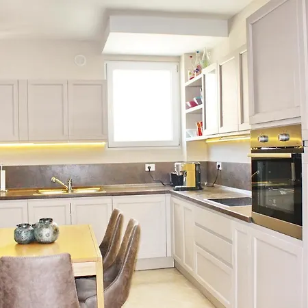 Adriatic Getaway & Penthouse Lägenhet