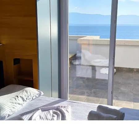 Lägenhet Adriatic Getaway & Penthouse Vlorë