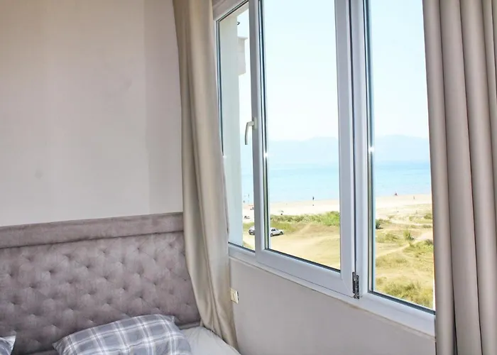 Adriatic Getaway & Penthouse Appartement Vlorë