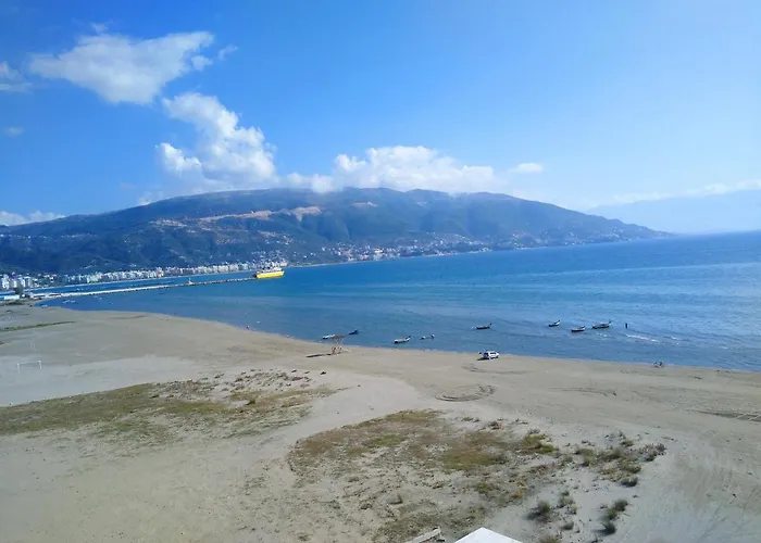 Adriatic Getaway & Penthouse Vlorë
