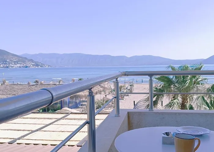 Adriatic Getaway & Penthouse Appartement Vlorë
